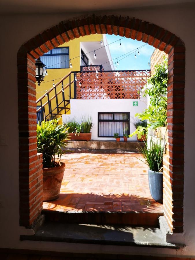 Santa Josefita 3*